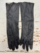 Load image into Gallery viewer, Dark Brown Studded Leather Gloves (Size 7)
