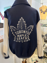 Charger l&#39;image dans la galerie, Authentic Toronto Maple Leafs Wool &amp; Leather Jacket (Size L)
