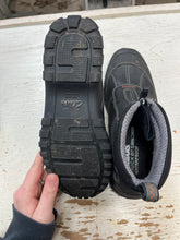 Cargar imagen en el visor de la galería, Clark’s Muckers Waterproof Ankle Boots (Size 10/Men’s 8)
