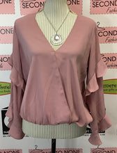 Load image into Gallery viewer, Dusty Rose Swirl Sleeve Top (M)
