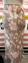 Cargar imagen en el visor de la galería, Soft Brown &amp; Pink Floral Skirt Set (Size 14/18)
