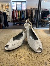 Load image into Gallery viewer, Vintage Naturalizer White Slingback Heels (Size 8.5)

