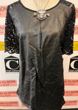 Load image into Gallery viewer, NWT Lace Sleeve Faux Leather Tunic (Size L)
