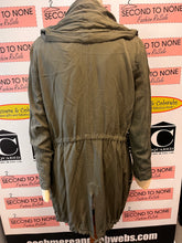Cargar imagen en el visor de la galería, Olive Green Draped Front Jacket (Size S)
