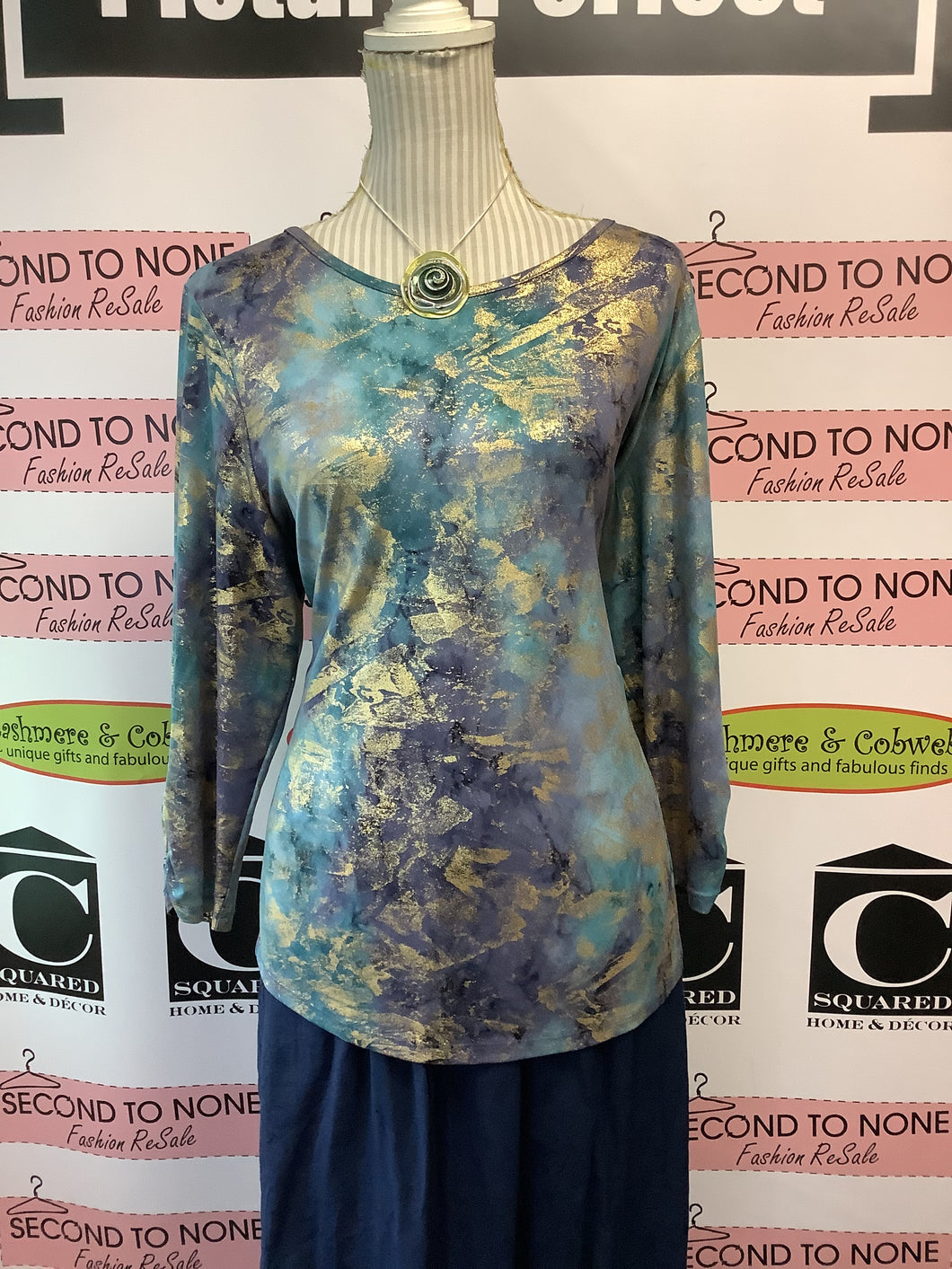 Alia Petite Gold Leaf Long Sleeve (Size Petite L)