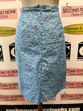 Charger l&#39;image dans la galerie, Cute Cotton Printed Skirt (Size 12/14)
