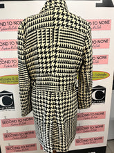 Cargar imagen en el visor de la galería, Tommy Hilfiger Houndstooth Coat (Size L)
