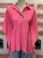 Load image into Gallery viewer, Vintage Pink Silk Top (XS)
