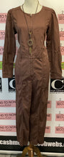 Cargar imagen en el visor de la galería, Old Navy Fashion Jumpsuit (Size M)
