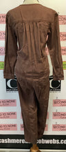 Cargar imagen en el visor de la galería, Old Navy Fashion Jumpsuit (Size M)
