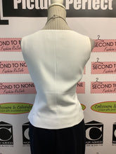 Load image into Gallery viewer, Vintage Kasper Black &amp; White 3 Pc Pant Suit Set (Size 8)
