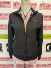 Load image into Gallery viewer, Puma Monochrome Logo Jacket (Size XS)
