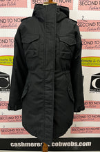 Cargar imagen en el visor de la galería, Community Black Down-Filled Parka (Size S)
