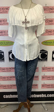 Cargar imagen en el visor de la galería, Made In Italy Off-Shoulder Peasant Blouse (Size M/L)
