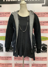 Charger l'image dans la galerie, Roots Reversible Zip Up Sweater (Size M/L)
