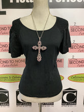 Load image into Gallery viewer, Cleo Petites Basic T-Shirt (Size M)
