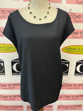 Charger l&#39;image dans la galerie, NWT Cleo Black Top (Size L)
