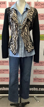 Load image into Gallery viewer, Printed Knit Cardi (Size L)
