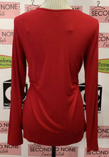 Load image into Gallery viewer, SUNG Red V-Neck Top (Size M)
