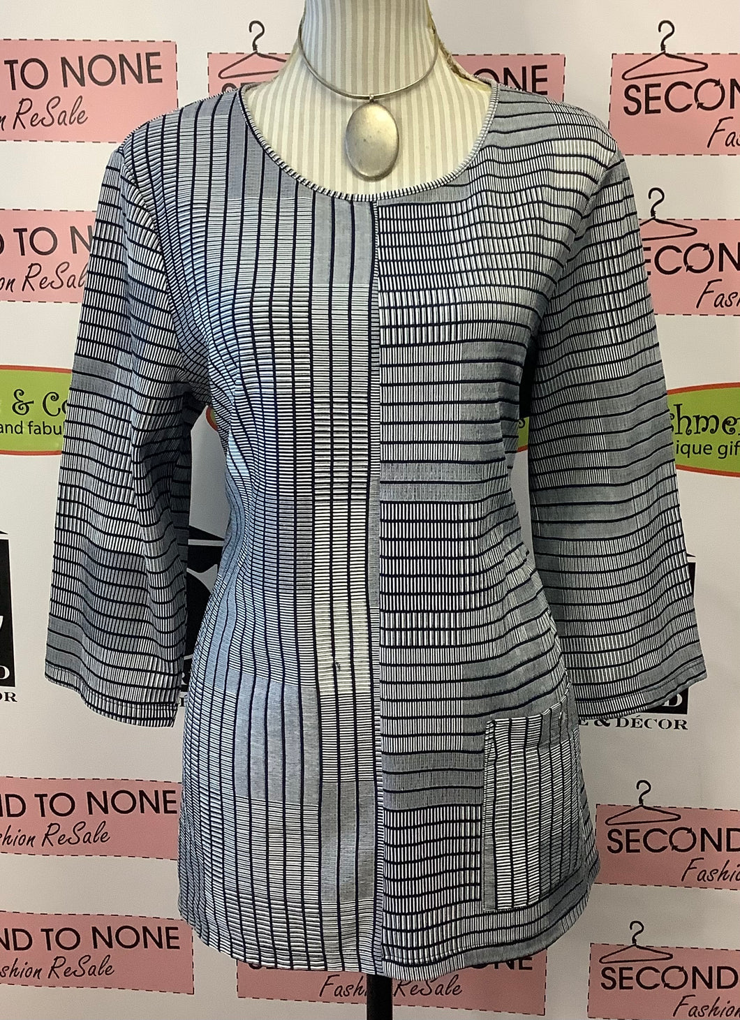 Chico’s Navy Grid Tunic (Size L)