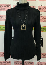 Cargar imagen en el visor de la galería, Black Knit Turtleneck (Size L)
