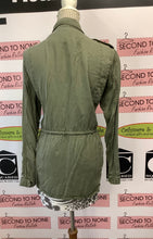 Charger l'image dans la galerie, Buffalo Army Green Trench Jacket (Size M)
