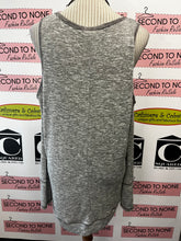 Cargar imagen en el visor de la galería, Grey Marled Cold Shoulder Tunic (Size M)
