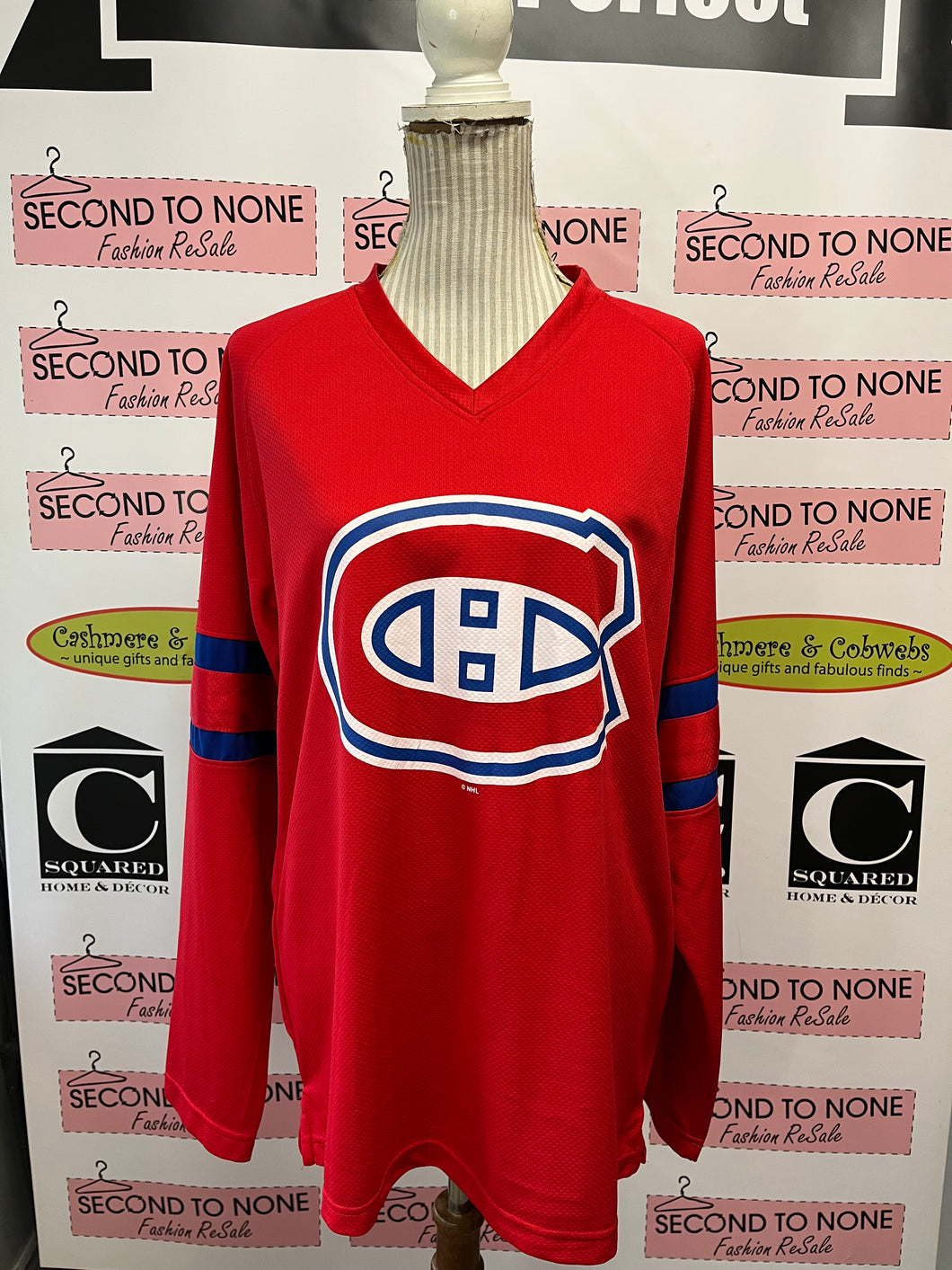 Montreal Canadiens Red Long Sleeve (Size M)
