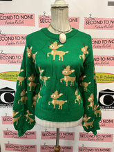 Cargar imagen en el visor de la galería, Green Reindeer Christmas Sweater
