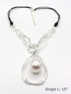 Pearl Drop Pendant Necklace