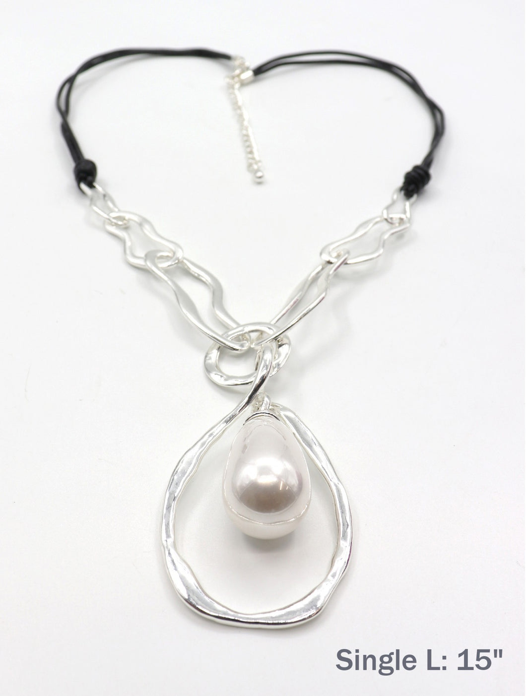 Pearl Drop Pendant Necklace