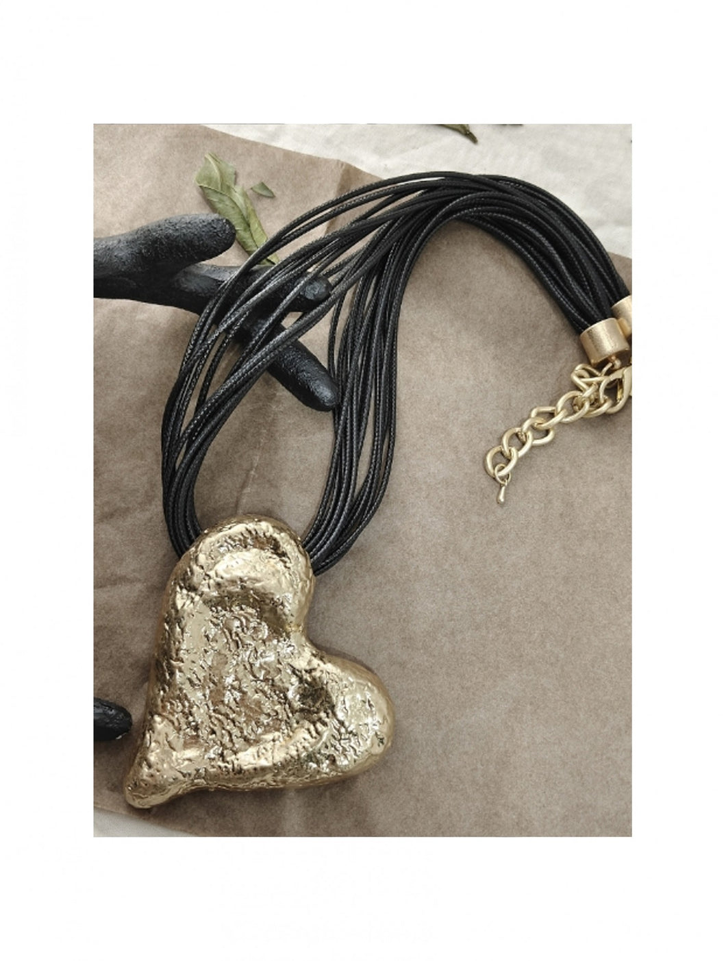 Short Hammered Gold Metal Heart Necklace