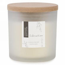 Charger l&#39;image dans la galerie, Liberation Glass Jar Candle (4 Scents)
