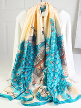 Cargar imagen en el visor de la galería, Peacock Print Silk-Like Scarf (Only 1 Left!)
