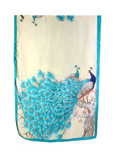 Cargar imagen en el visor de la galería, Peacock Print Silk-Like Scarf (Only 1 Left!)
