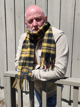 Load image into Gallery viewer, Official NHL-Licenced 100% Lambswool Tartan Scarf (29 Teams)(Pre-Orders Available)
