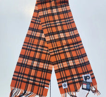 Load image into Gallery viewer, Official NHL-Licenced 100% Lambswool Tartan Scarf (29 Teams)(Pre-Orders Available)
