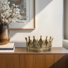 Charger l&#39;image dans la galerie, Brass Look Heavy Crown Decor
