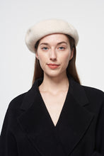 Load image into Gallery viewer, Wool Beret (3 Colors)
