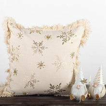 Cargar imagen en el visor de la galería, Winter Wonderland Sparkly Pillow
