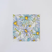 Charger l&#39;image dans la galerie, Assorted 20 Pack of Floral Lunch Napkins (5 Designs)
