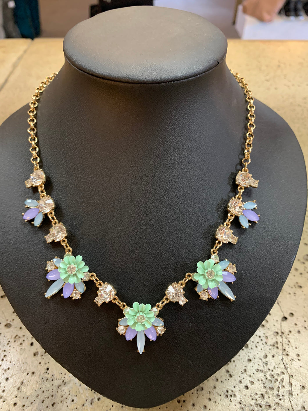 Floral Rhinestone Necklace