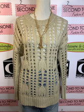 Load image into Gallery viewer, Open Knit Sweater (Size S)
