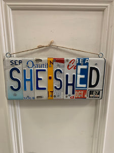 Panneau de plaque d'immatriculation « ELLE SHED »