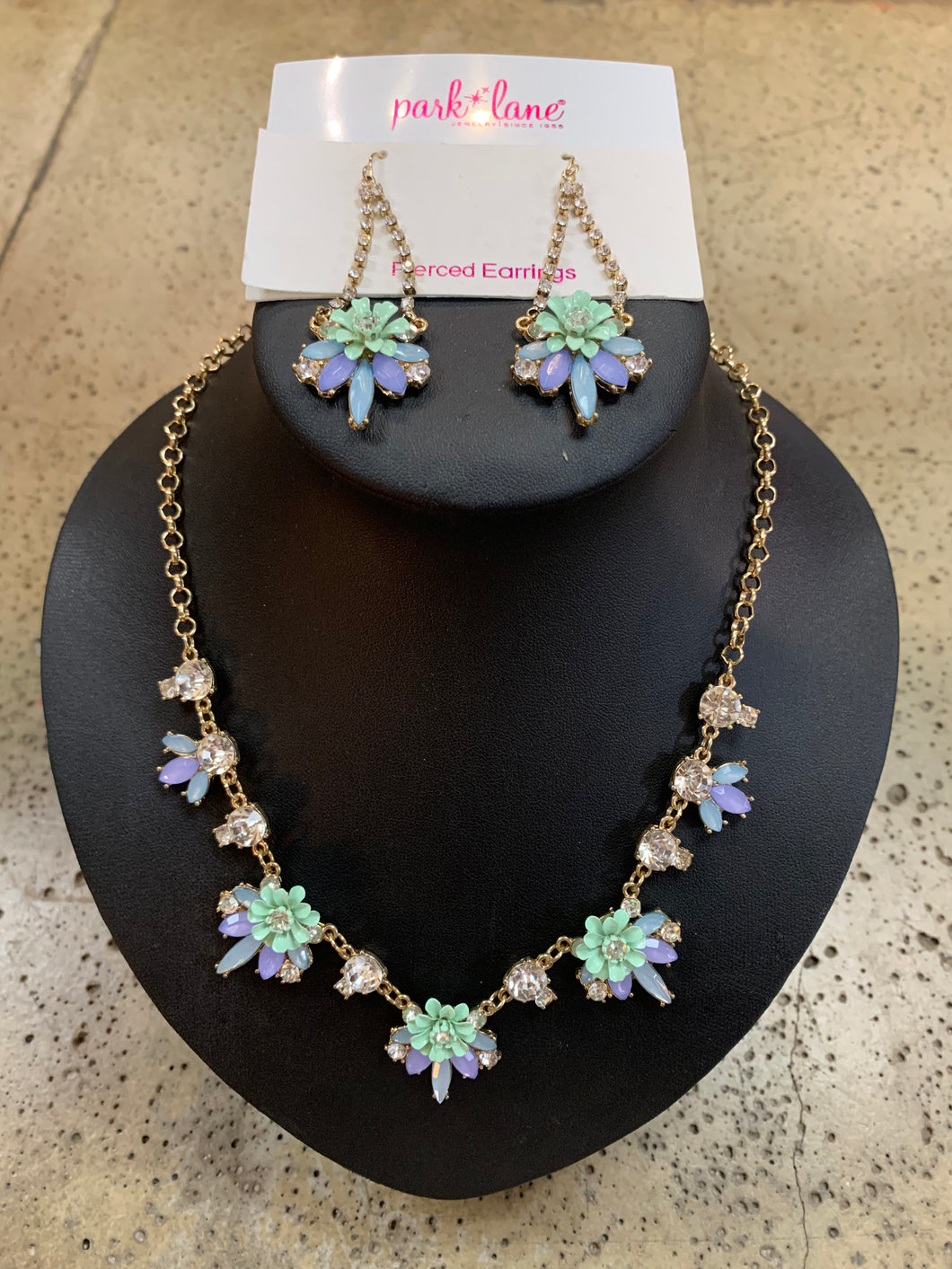Floral Rhinestone Necklace & Earrings Set