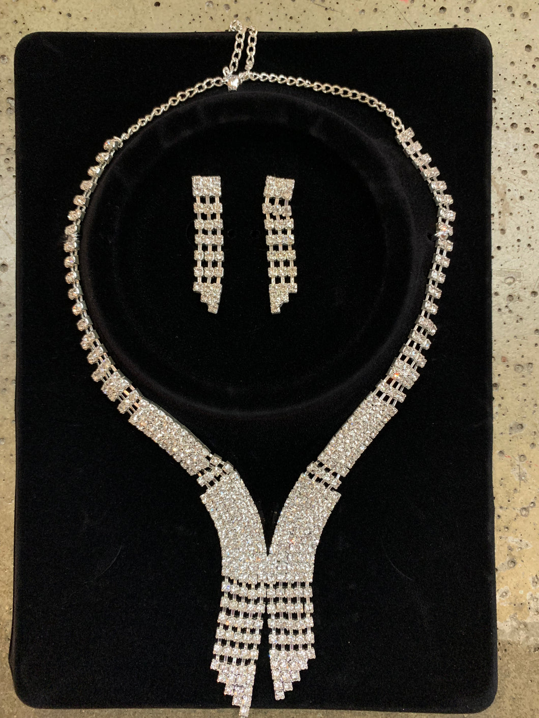 Rhinestone Link Necklace (Only 1 Left!)