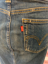 Charger l&#39;image dans la galerie, Jupe en jean Levi&#39;s (Taille 4)
