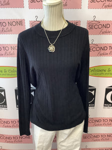 Classic Ribbed Black Sweater (Size L)