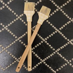 Chic Rubber Basting Brush (5 Designs)