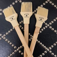 Load image into Gallery viewer, Chic Rubber Basting Brush (5 Designs)
